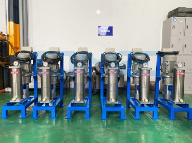 Design and manufacture 6 fixed circulating oil filtration stations for factory customers